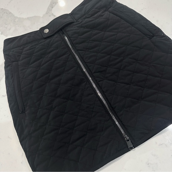 Athleta Apres Ski Quilted Skirt - Picture 2 of 6